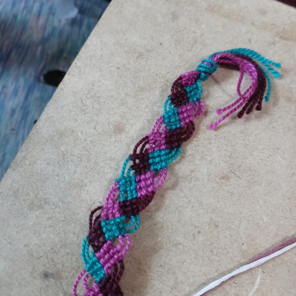 Bracelets - Picture 2 of 14